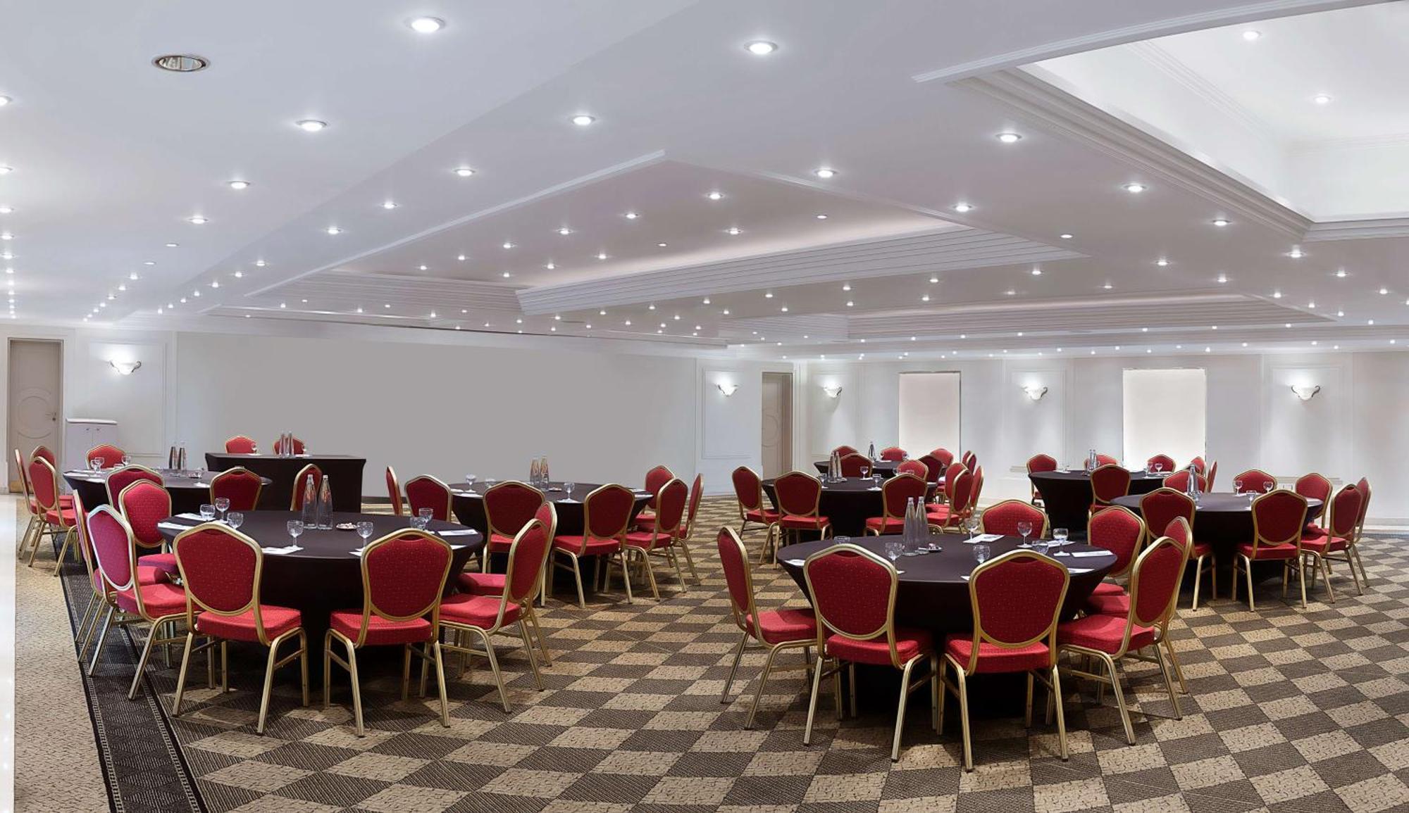 Radisson Blu Martinez Beirut 호텔 외부 사진 The ballroom